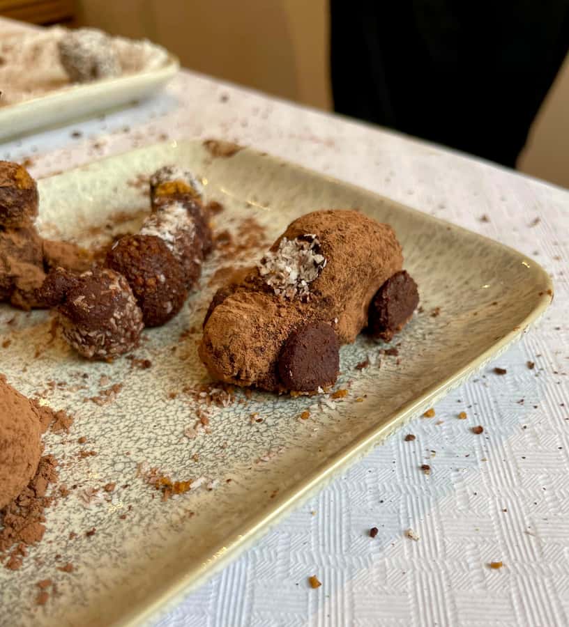 1.5h Cusco Chocolate Workshop - Truffles & Hot Chocolate - Hot chocolate break: more than a pause