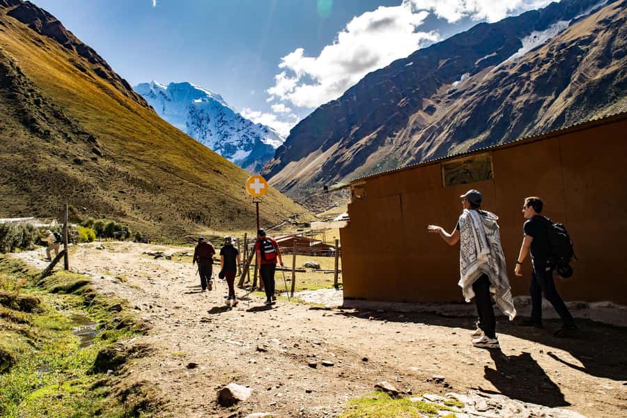 1 Day - Humantay Lake - The Cusco pickup and the van ride: get ready for the long day