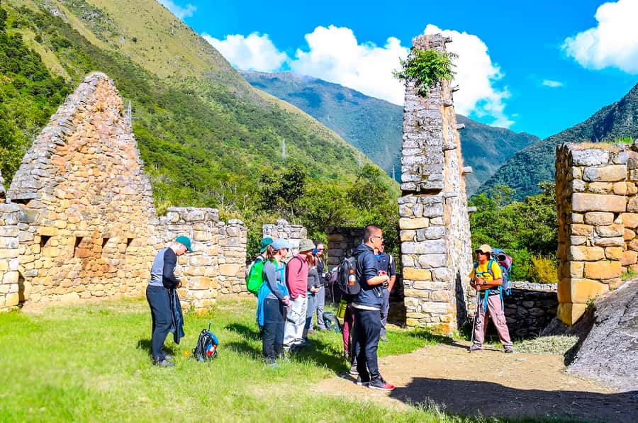 2-Day Inca Trail Hike to Machu Picchu & Panoramic Train - Key things you’ll notice on this trip