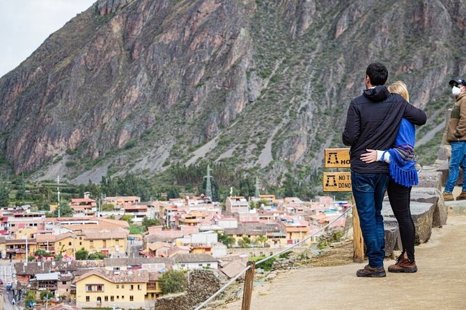 2 Day Sacred Valley and Machu Picchu Guided Tour from Cusco - The return loop: train back to Cusco without losing the whole night