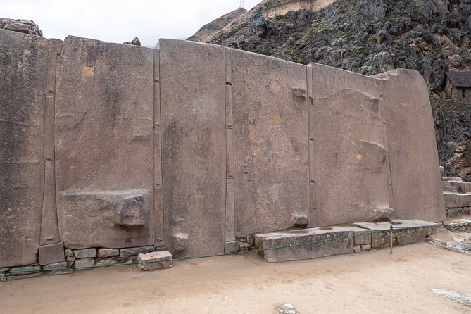 2-Day Sacred Valley & Machu Picchu by Train - Small Group Tour - Awana Kancha alpaca feeding: the stop that makes it feel real