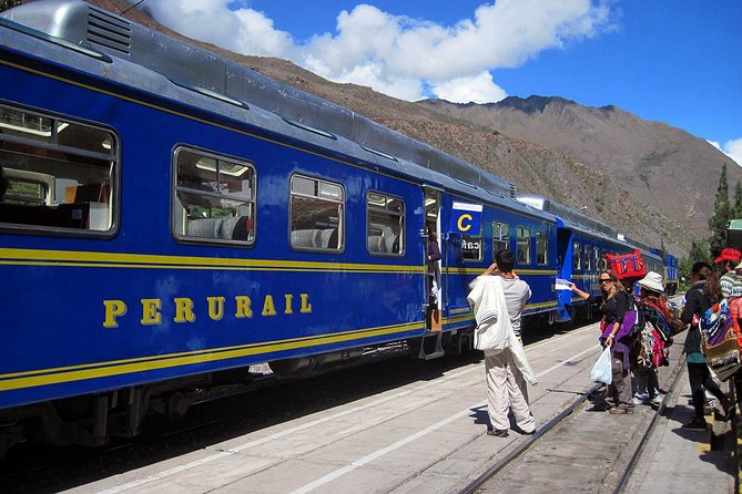 4 Day - Machu Picchu Special - Group Service - The train to Aguas Calientes: 3.5 hours through the Urubamba Valley