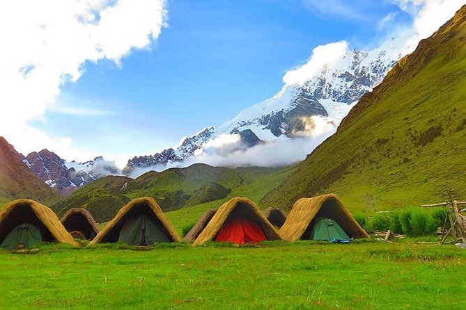5-Day: Salkantay Trek to Machupicchu and Humantay Lake - Day 2: Salkantay Pass at 4,600m, then down into the high jungle