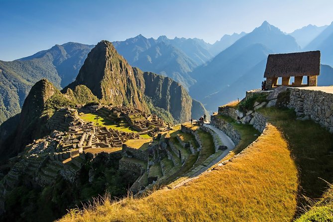6-Day Machu Picchu Express Group Tour - Day 3 to Aguas Calientes: The Train Ride Sets the Pace