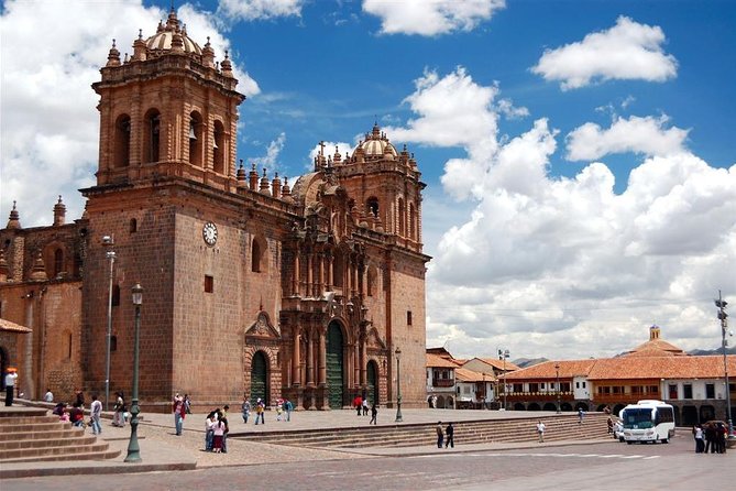 8-Day All-Inclusive Peru Tour: Cusco, Machu Picchu, and More - Day 2: Sacred Valley by Pisac, Urubamba lunch, and Ollantaytambo to Aguas Calientes