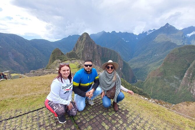 A Day at Machu Picchu, Journey to the Heart of the Andes - CONSETUR bus ride up: the final push before the citadel
