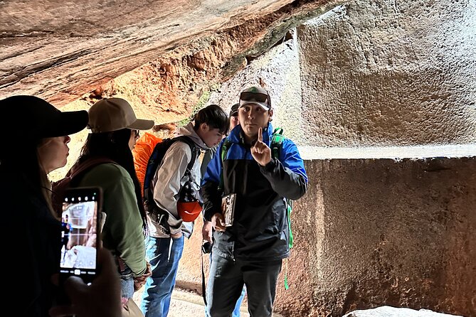 City Tour Cusco - Tambomachay: Baño del Inca and water worship