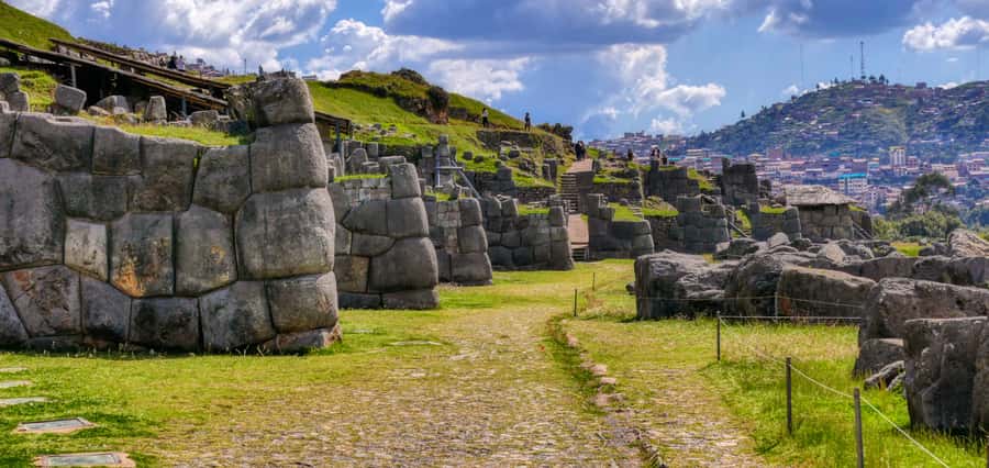 City Tour Cusco & Valle Sagrado Pisac mas Almuerzo - Taray Viewpoint lunch: à la carte choices with real Sacred Valley views