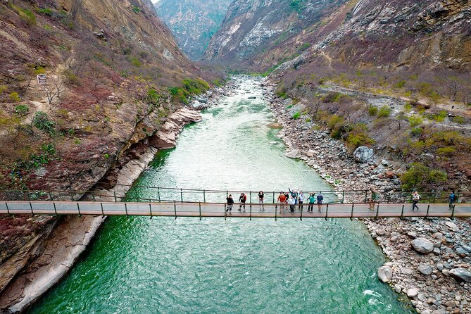 Classic Choquequirao Trek – 5 Days / 4 Nights - Final day: Capuliyoc farewell, Saywite’s carved stone figures, and Conoc hot springs