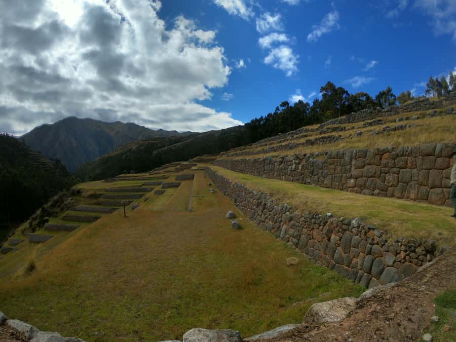 Classic Sacred Valley full day - Taray viewpoint stop: the quick scenic warm-up