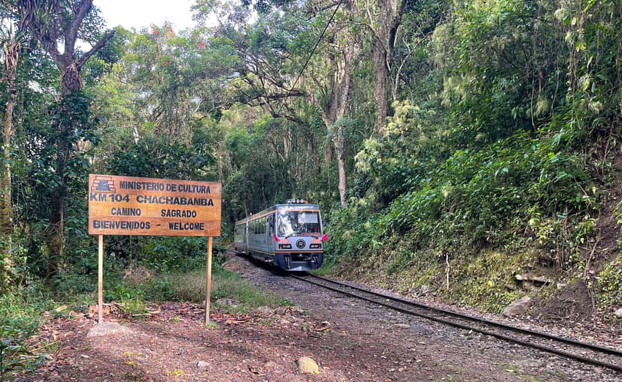 Cusco: 2-day Inca Trail to Machu Picchu - Aguas Calientes Overnight: Hot springs, souvenirs, and a real second breath