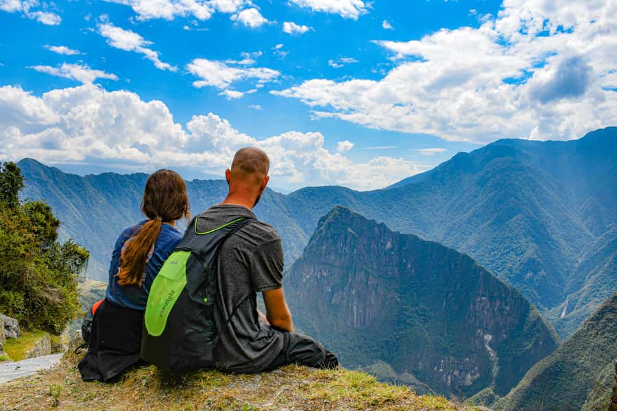 Cusco: 2-day Inca Trail to Machu Picchu - Guides make the difference: Clear explanations, upbeat pacing
