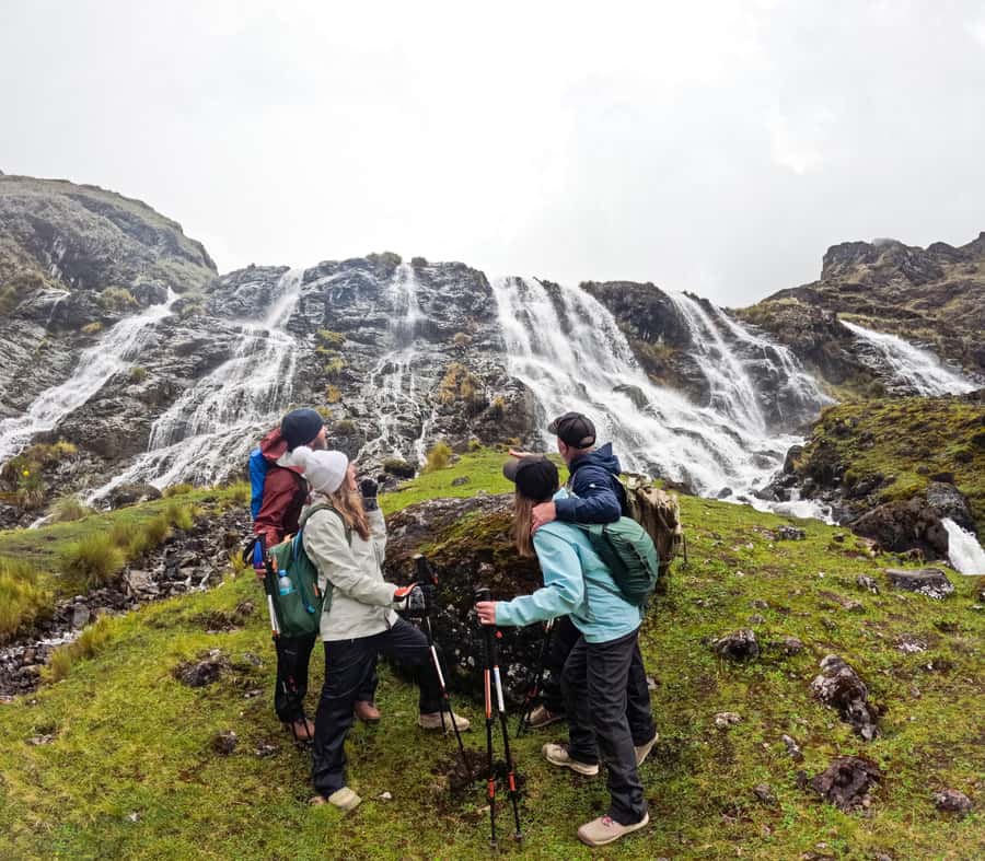 Cusco: 4-Day Lares Trek to Machu Picchu with Panoramic Train - Should you book this 4-day Lares trek to Machu Picchu with panoramic train?