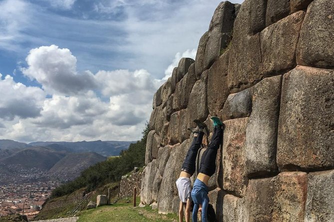 Cusco 4-Hour Private Tour Including Sacsayhuaman and Qenqo - Q’enqo: The Labyrinth Canal and Ritual Theories