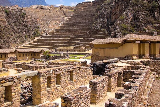 Cusco 7 days Tour in Machu Picchu, Humantay Lake and Vinicunca - Humantay Lake at 4200m: 5:00 a.m. start, Soraypampa altitude, and photo time