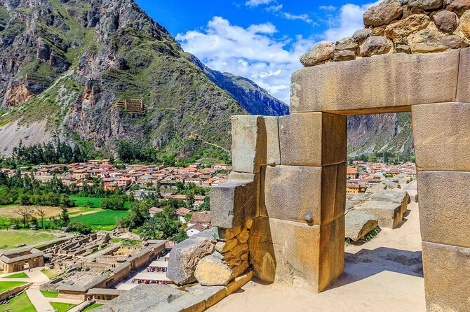 Cusco 7 days Tour in Machu Picchu, Humantay Lake and Vinicunca - Vinicunca Rainbow Mountain: 4:30 a.m., trekking poles, and the 5020m viewpoint