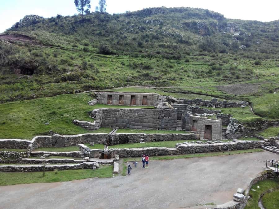 Cusco: Archaeological Park Morning Tour - Tambomachay: where water engineering does the talking