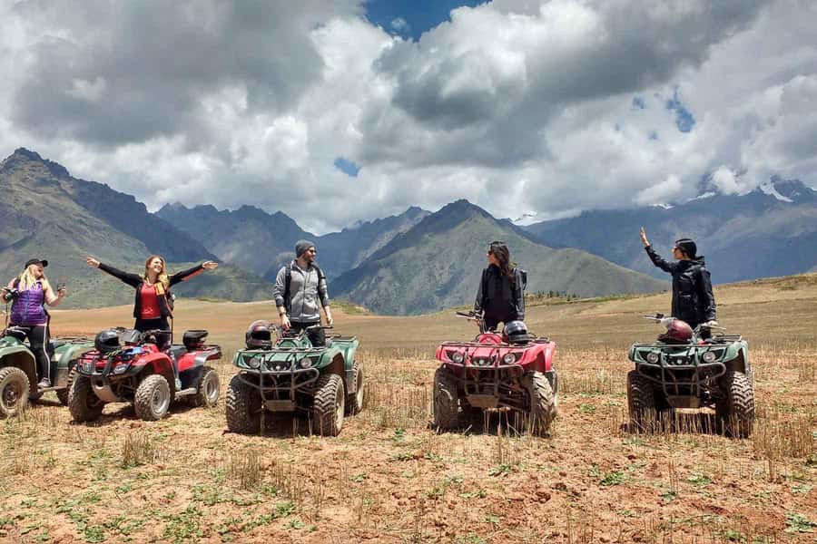 Cusco: Aventura Cuatrimoto en Moray y Salineras medio dia - Cruzpata photo stop: a fast taste of the region