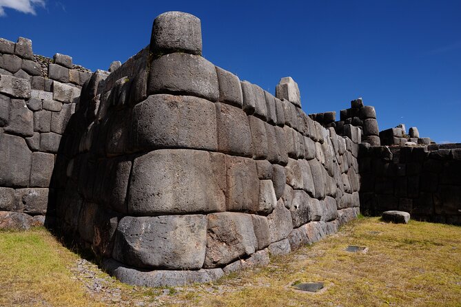 Cusco City Sightseeing and Sacsayhuaman Archeological Park Tour - Plaza de Armas and Cusco Cathedral: how to plan for the rules