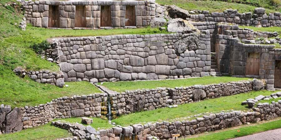 Cusco: City Tour | Half-Day Tour to 4 Archaeological Sites - Your guide and group setup: bilingual can be excellent or awkward