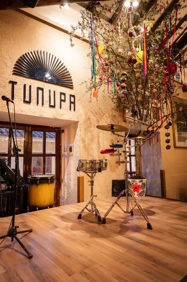 Cusco: Folkloric Andean Show & 3-Course Dinner at Tunupa - Two Hours at Tunupa: How the Pace Works