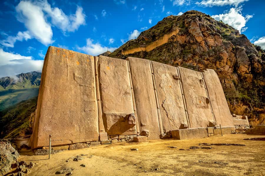 Cusco: Full-Day Tour of The Sacred Valley With Lunch - Pickup from Cusco and the Vilcanota River drive
