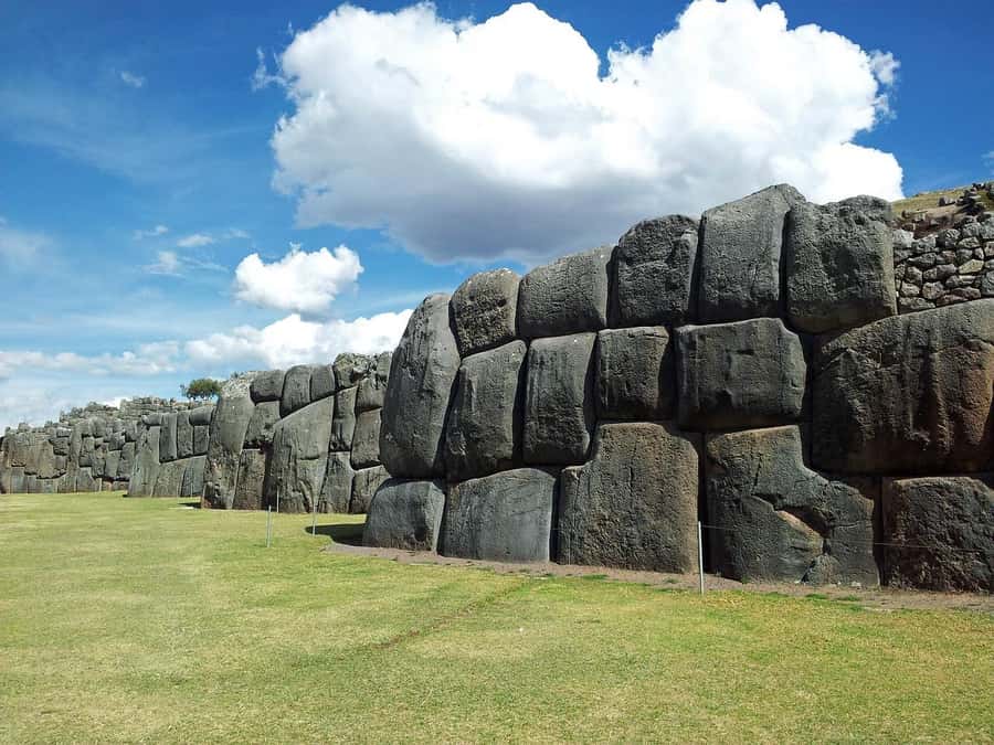 Cusco: Half-Day City Tour with Sacsayhuaman and Q'enco - Sacsayhuamán fortress: the viewpoint that makes the whole city click