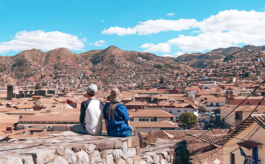 Cusco: Historic Walking Tour with Pisco Sour and Music Show - Where it starts in Plaza de Armas, and how the pace feels in real life