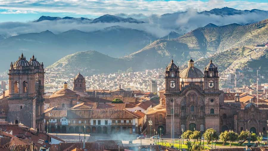 Cusco in 3 days: city tour, Rainbow Mountain and Machupicchu - Day 3 Machupicchu by train: Ollantaytambo, buses, and a guided walkthrough