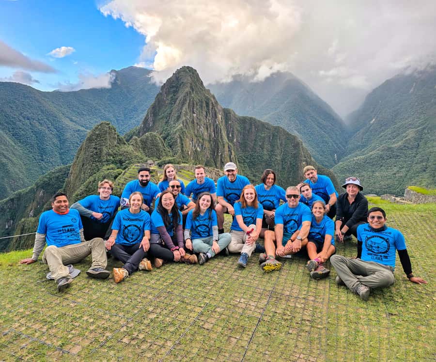 Cusco: Machu Picchu 2-Day Inca Trail with Panoramic Train - Train to Km 104: The Scenic Warm-Up to the Inca Trail