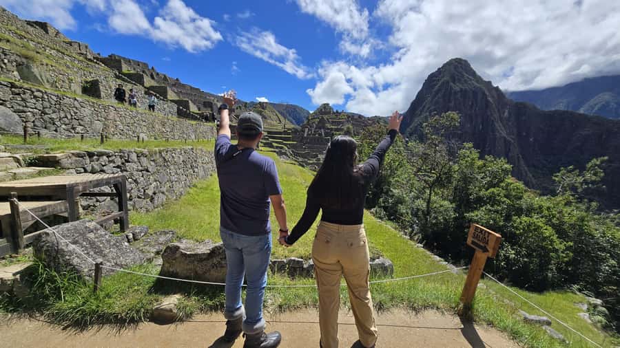 Cusco: Machu Picchu Day Trip with Train + Entrance ticket - The bus and train handoffs: where most day trips succeed or frustrate