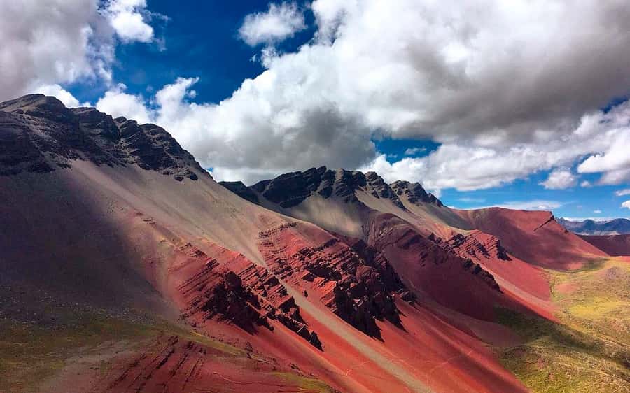 Cusco: Mountain of 7 colors Vinicunca and the Red Valley (optional) - Descent and return to Cusipata: don’t rush the downhill