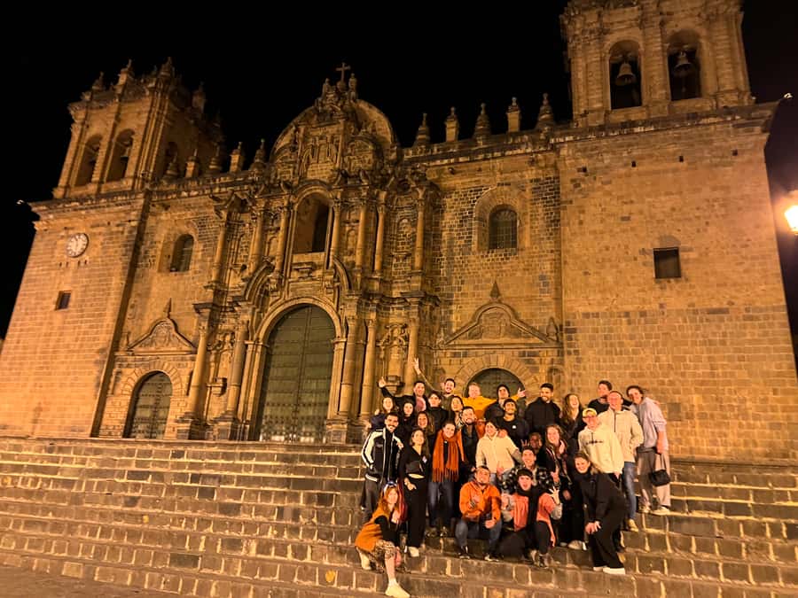 Cusco: Pub Crawl with Skip-the-Line Access and Drinks - Included Drinks: Cocktail, Pisco Shot, and the Machu Pichu Moment