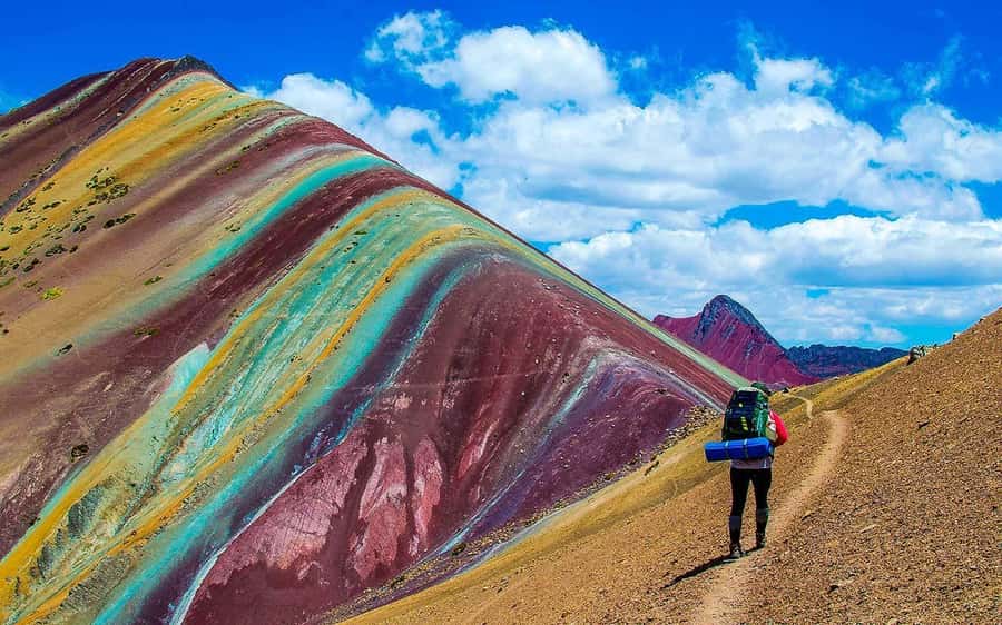 Cusco: Rainbow Mountain and viewpoint red valley ( optional) - Rainbow Mountain and Why the Day Starts at 4:00 a.m.