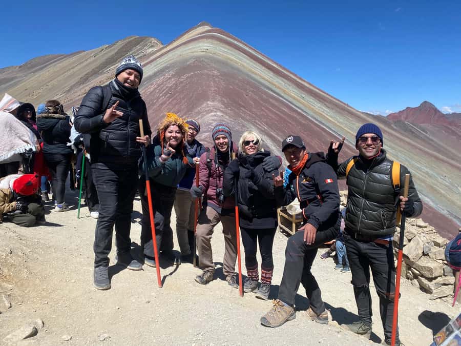 Cusco: Rainbow Mountain Tour with Meals & Red Valley Option - The long ride to the trailhead (and how to use it)