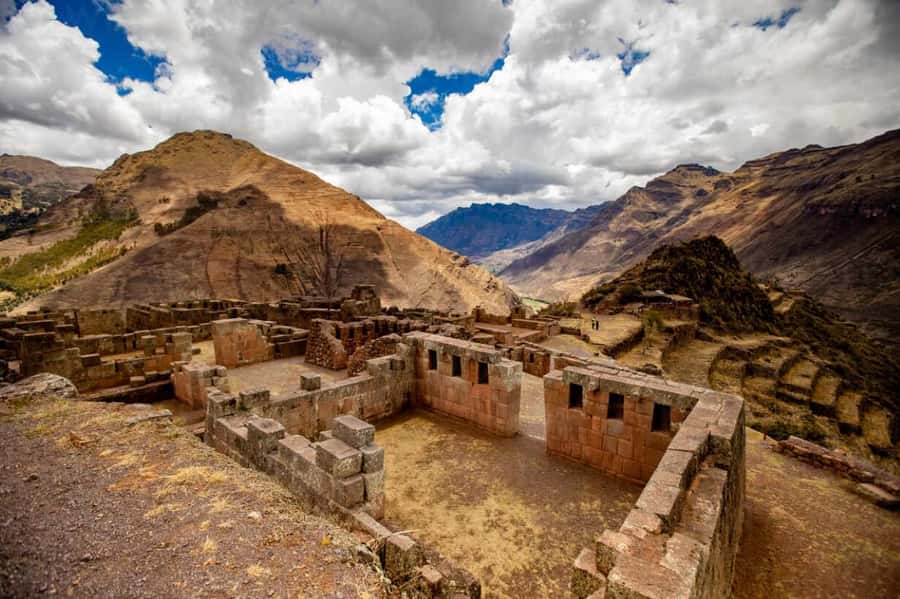 Cusco: Sacred Valley, Pisac, Ollantaytambo, Salt Mines Moray - Ollantaytambo: fortress views plus real city energy