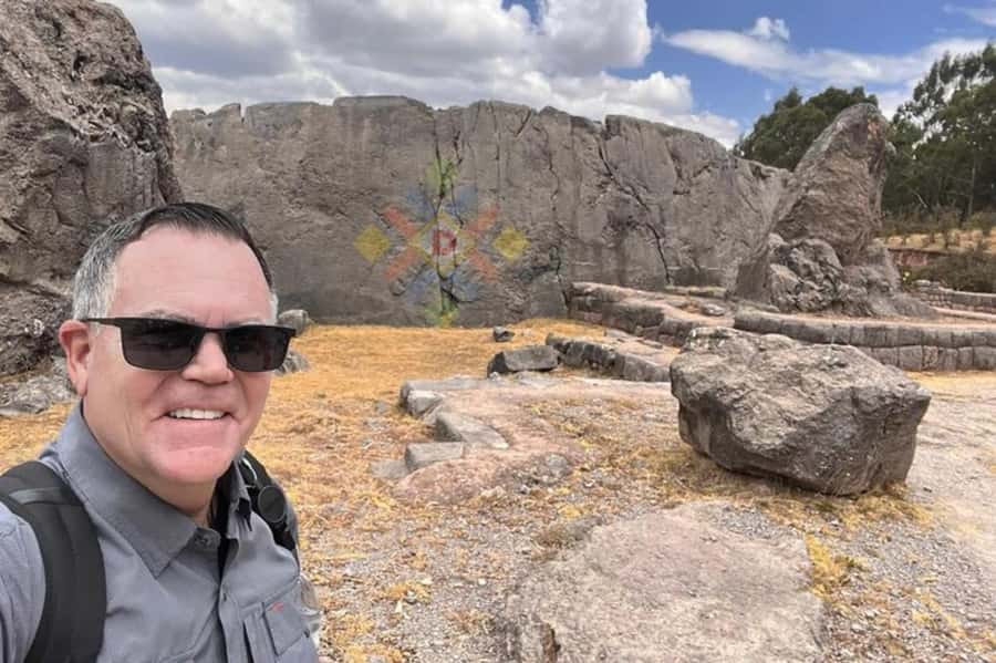 Cusco: Sacsayhuaman, Qenqo, Puca Pucara & Tambomachay Tour - Qenqo: a ceremonial space that turns into a puzzle