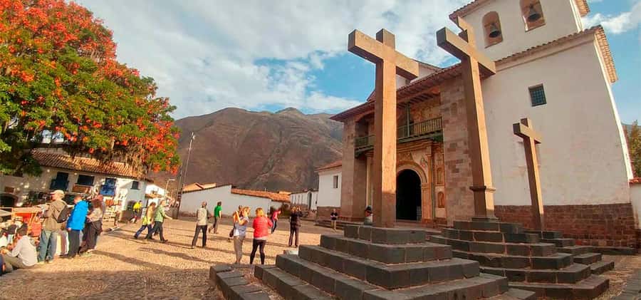 Cusco: Scenic Route of the Sun to Puno with Buffet Lunch - Abra La Raya: the highest viewpoint with quick, useful photo time