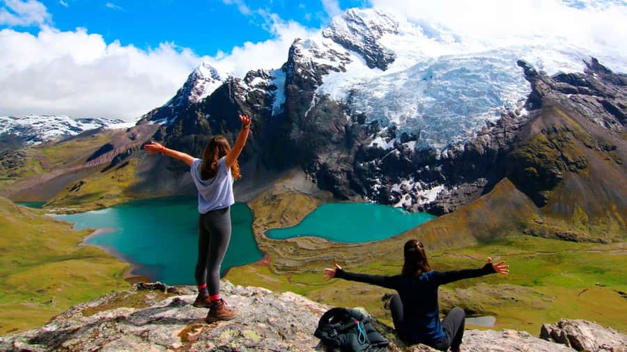 Cusco: Seven Lagoons of Ausangate Hiking Day Trip with Lunch - Pacchanta breakfast and thermo-medicinal waters