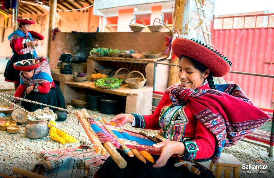 Cusco | Visit Maras, Moray, Chinchero, Pisac | Valle Vip - Group size, the guide, and the one thing to watch for