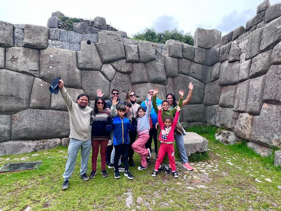 Cuzco : Excursion City Tour in Cusco, Sacsayhuaman and Tambomachay - Sacsayhuaman: fortress walls, city views, and a realistic pace