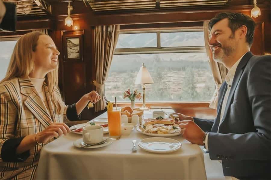 Excursion Cusco - Puno - Titicaca Observatory Train - Passing The Andes: How To Use A Long Ride Better