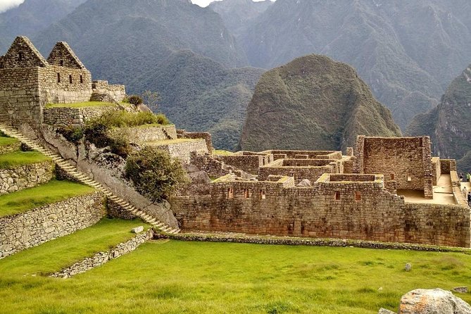 Excursion to MachuPicchu from Cusco with lunch | Private Service| - Return to Cusco: bus, train, and the clock watching you