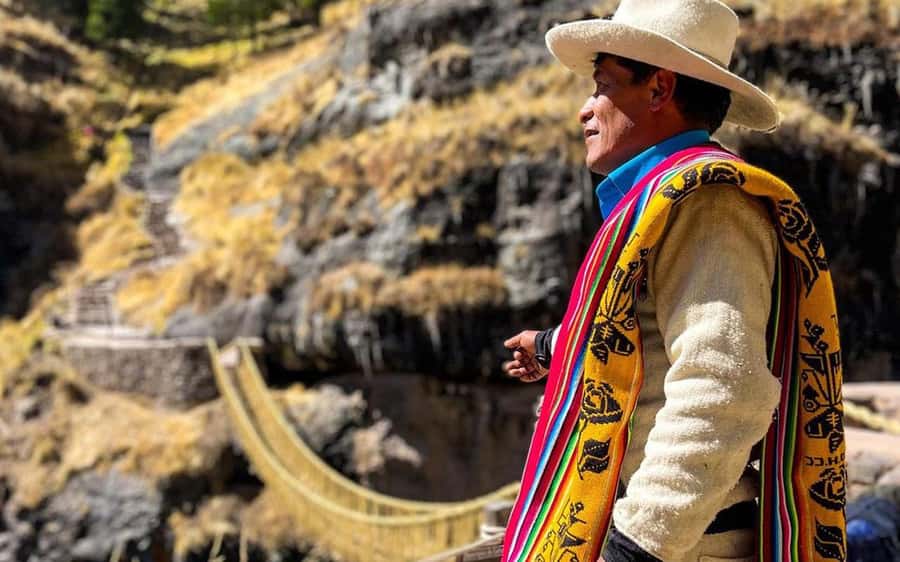 Four Lagoons and Q</code>eswachaka bridge tour full day – Leaving Cusco early: timing, pickup, and the reality of the road’ /><br />
This tour starts at <strong>05:00</strong>. Pickup is included from your hotel (and the operator also lists options around Plaza de Armas), so set an alarm and don’t wait until the last second. You’ll head out toward the South Valley in a tourist van, and for many people the early start is the tradeoff that makes the bridge crossing timing work.</p>
<p><p>Here’s the practical part: you’re spending a chunk of the day in transit. One traveler noted the roads can be rough and the ride can feel nauseating. That means it’s smart to come prepared if you’re sensitive—consider motion-sickness meds, and sit where you feel most stable. Also, keep your day organized: when you’re tired, altitude plus uneven roads can make everything feel harder.</p>
</p>
<p><p>You’ll be back in Cusco around <strong>5:00 p.m.</strong>, finishing at <strong>Calle Plateros</strong>. That end point matters if you plan dinner or a show right afterward. With a 12-hour day, I’d treat this as your main activity and keep evening plans light.</p>
</p>
<h2 id="the-four-lagoons-circuit-pomacanchi-acopia-asnaqocha-pampamarca">The Four Lagoons circuit: Pomacanchi, Acopia, Asnaqocha, Pampamarca</h2>
<p><img width="900" height="562" decoding="async" src=