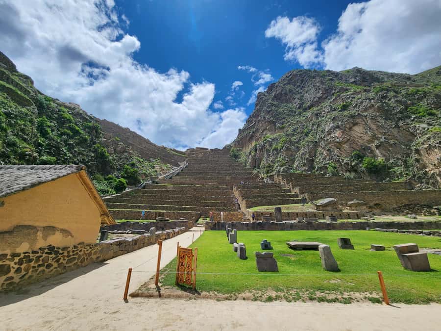 From Cusco: Chinchero, Moray, Maras, Ollantaytambo and Pisaq - A Full-Day Van Circuit Through the Sacred Valley