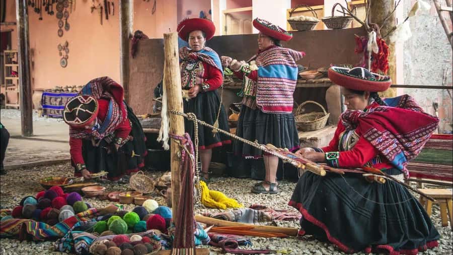 From Cusco: Chinchero Weavers, Moray, Maras Salt Mines Tour - What’s included (and what you’ll pay separately)