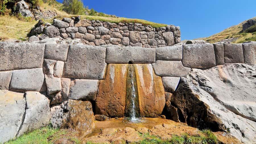 From Cusco: City tour 4 ruins + Qoricancha - Qenqo: the ceremonial rock center