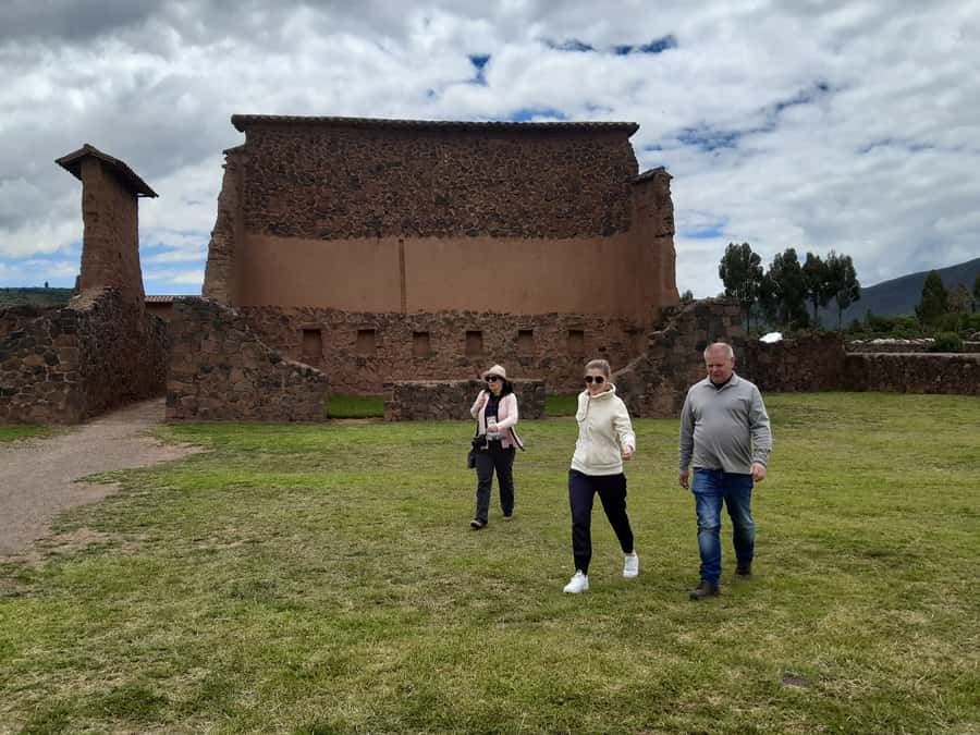 From Cusco: Lake Titicaca with a visit to Uros and Taquile - Andahuaylillas Church: European Baroque meets Andean world