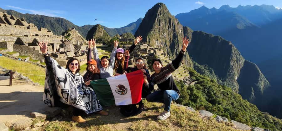 From Cusco: Machu Picchu 2 days - The Sacred Valley route: towns with context, not just transit