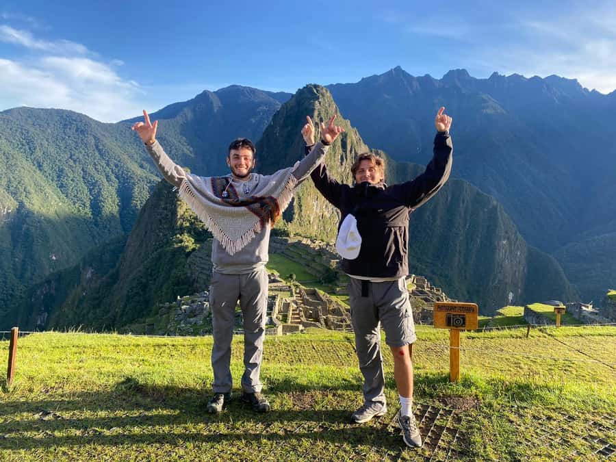 From Cusco: Machu Picchu by Car 2D/1N - Inside Machu Picchu: guided 2-hour visit with real viewpoints